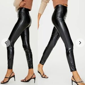 Aritzia Wilfred Free Faux Patent Leather High Waisted Leggings